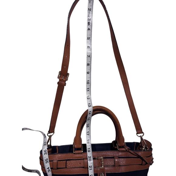 Michael Kors Retired Kingsbury Bucket Bag, Navy in Nice Condition! - Picture 11 of 14